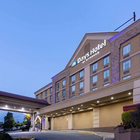 Days Hotel By Wyndham Норт-Берген Екстер'єр фото
